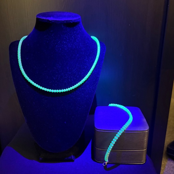 Jewelry - Uranium Glass Beaded Necklace & Bracelet Set